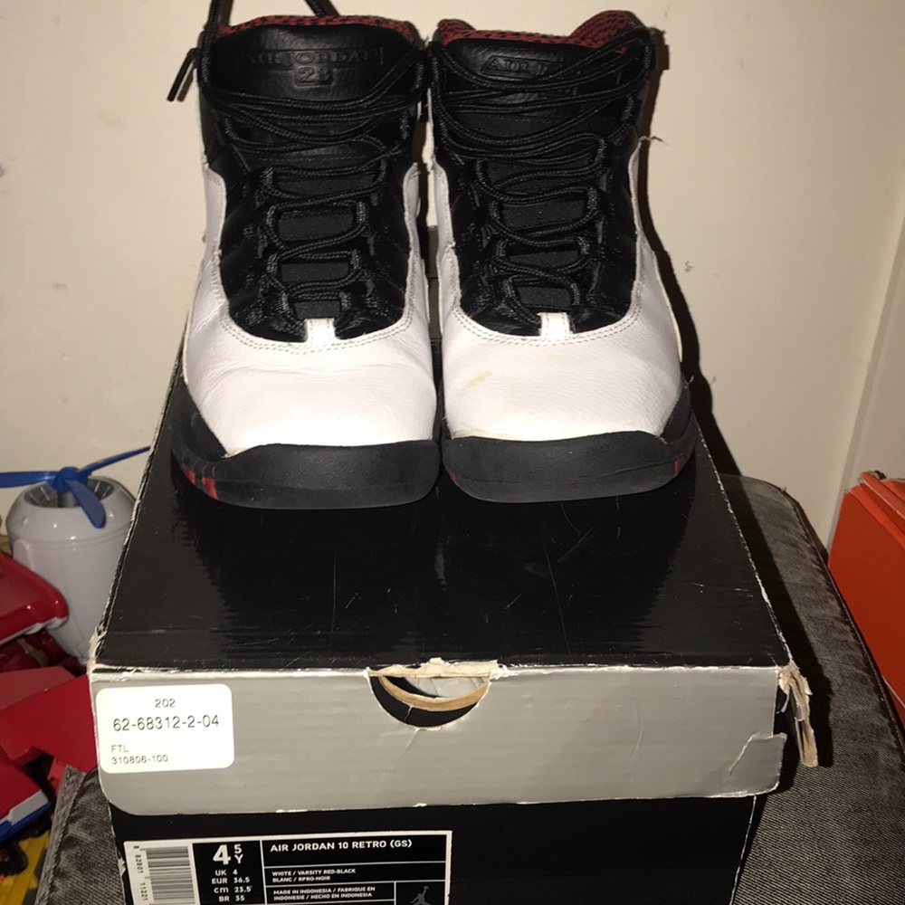 Jordan’s 10’s